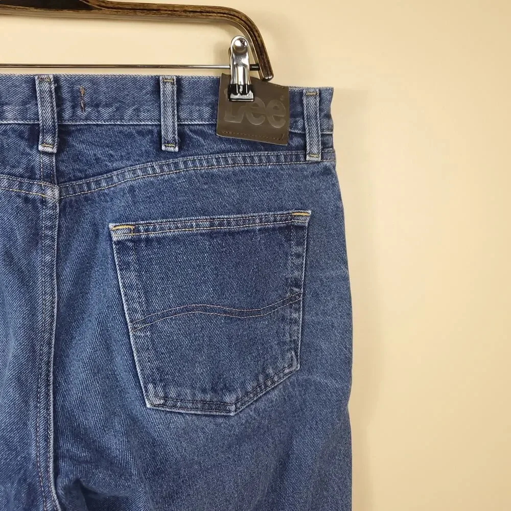 Lee relaxed fit